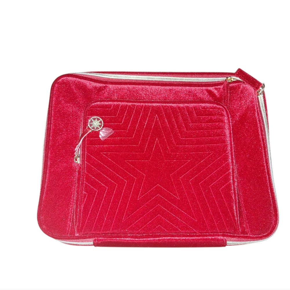 Luxe Red Velvet  Estée Lauder Makeup Bag – Holiday! 🎁